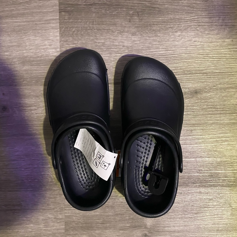 Black specialist crocs